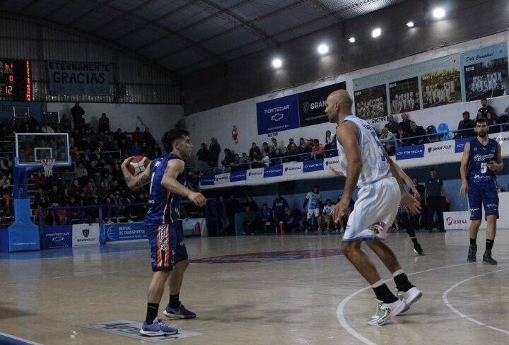 Unión sigue su gira por Chivilcoy (Fernando Mirada)